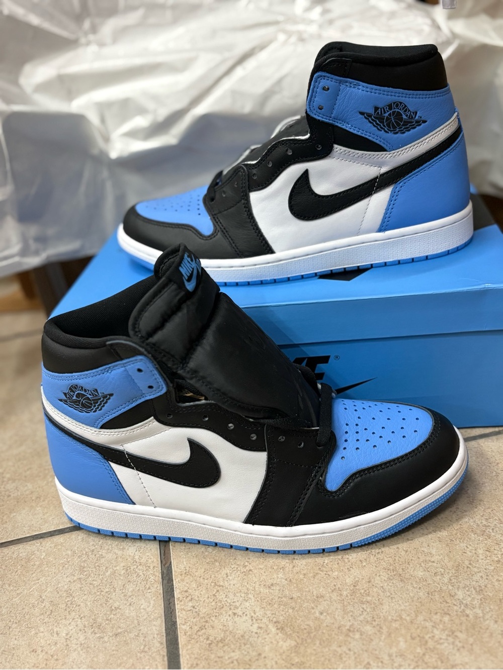 Nike Air Jordan 1 High OG - White/Black/Blue